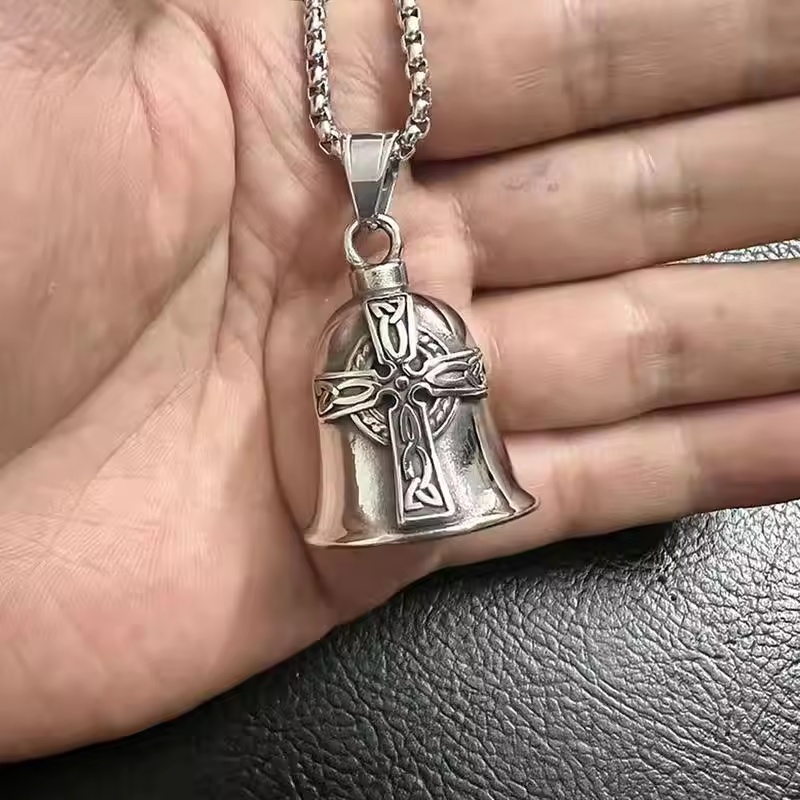قلادة جرس الحظ للدراجات الناري - مراجعة Motorcycle Chain وسعره